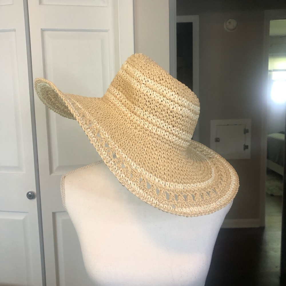 Women’s Beach Straw Hat